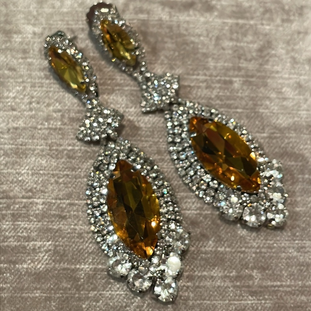 Yellow & White Austrian Crystal Earrings 3” long NWOTS - Picture 6 of 7